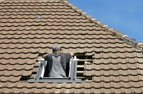 Pose de velux - Saint-Jean-de-Niost